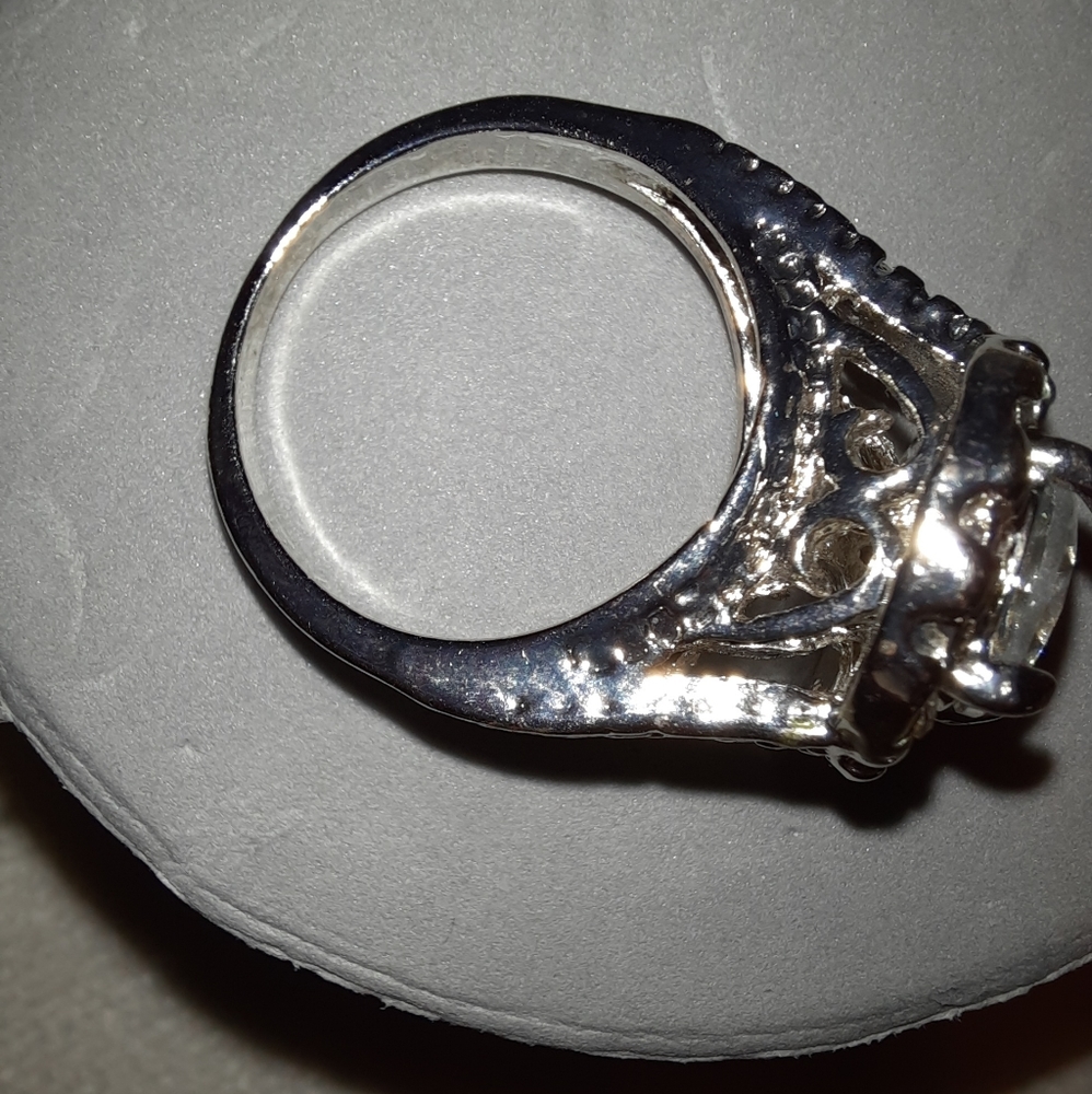 SPARKLING FASHION RING | SIZE 8 - Picture 10 of 13